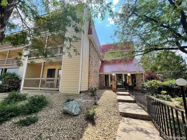 MLS: 7086409 Condo For Sale