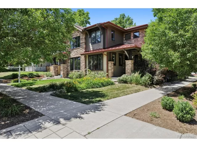 MLS: 7087022 Condo For Sale