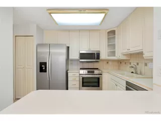 Photo #6: 7090155 Listing 