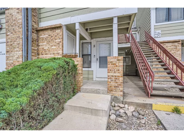 MLS: 7091113 Condo For Sale