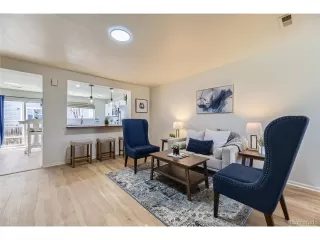 Photo #5: 7097018 Listing