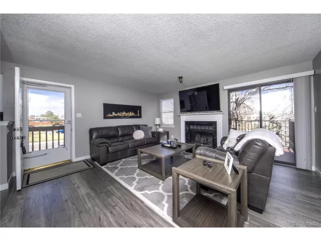 MLS: 7098198 Condo For Sale