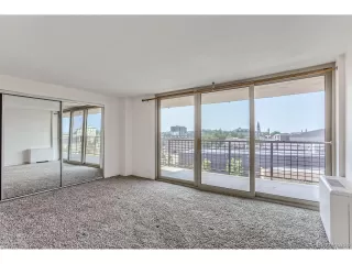 Photo #6: 7098454 Listing