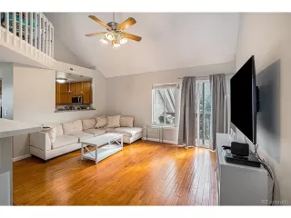 Photo #2: 7098623 Listing