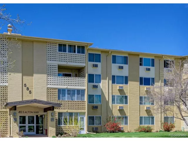 MLS: 7101127 Condo For Sale