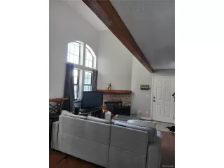 Photo #2: 7102479 Listing