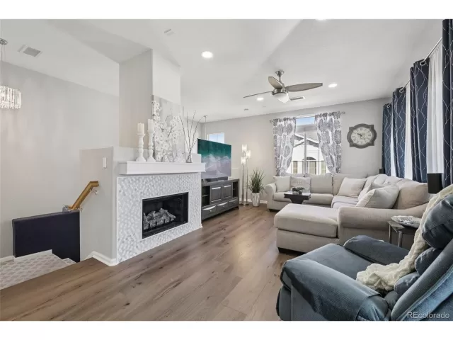 MLS: 7102851 Condo For Sale