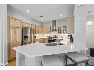 Photo #4: 7102851 Listing 