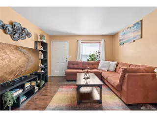 Photo #5: 7103157 Listing