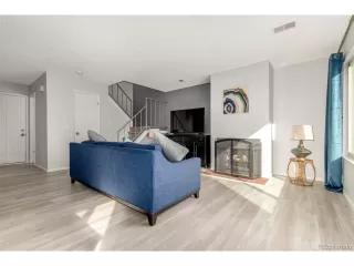 Photo #3: 7106293 Listing