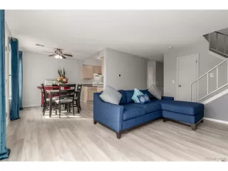 Photo #5: 7106293 Listing