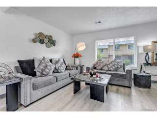 Photo #6: 7106902 Listing 