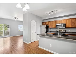 Photo #4: 7107379 Listing