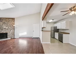 Photo #5: 7109537 Listing