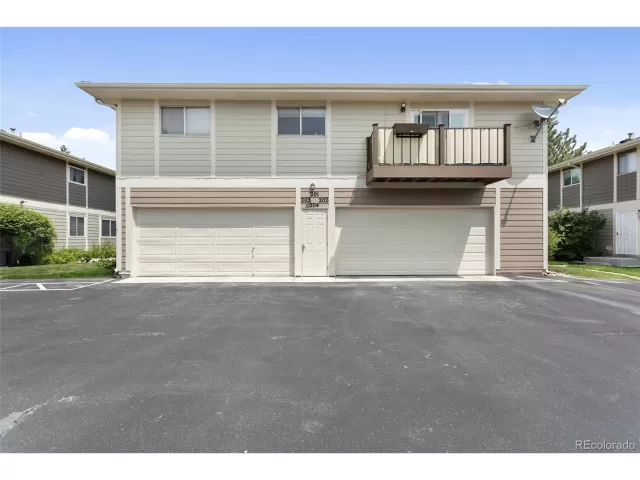 MLS: 7114087 Condo For Sale