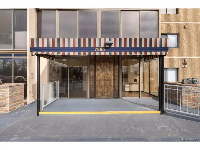 MLS: 7116243 Condo For Sale