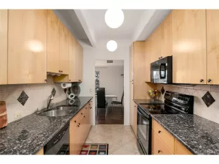 Photo #3: 7116243 Listing