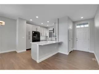 Photo #4: 7118524 Listing