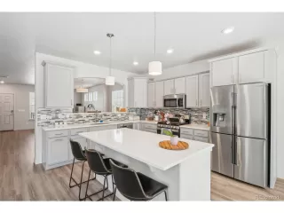 Photo #6: 7119192 Listing 