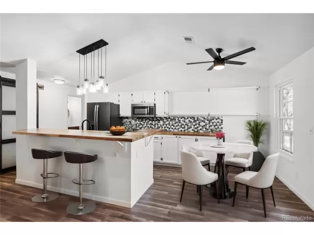 MLS: 7120847 Condo For Sale