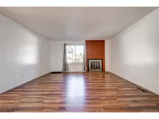 Photo #2: 7120927 Listing