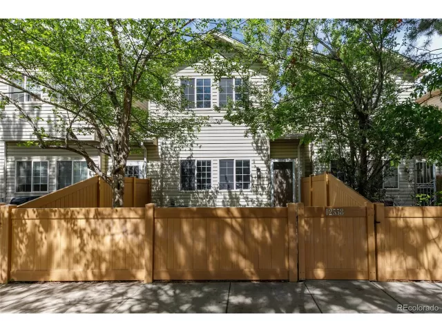 MLS: 7121742 Condo For Sale