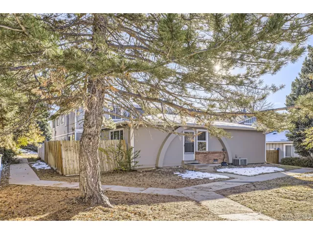 MLS: 7122094 Condo For Sale