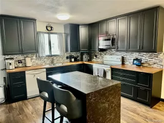 Photo #5: 7122681 Listing 