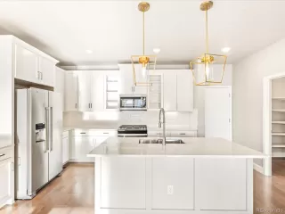 Photo #6: 7123314 Listing