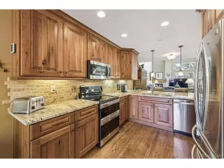 Photo #6: 7123755 Listing