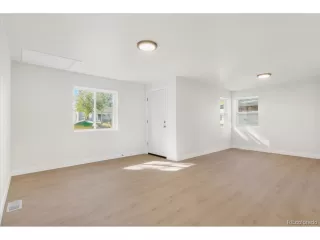 Photo #2: 7123970 Listing