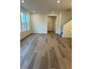 Photo #2: 7130493 Listing 