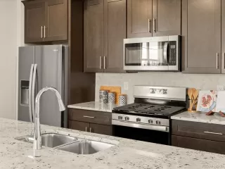 Photo #3: 7134141 Listing 