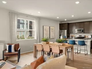 Photo #5: 7134141 Listing 