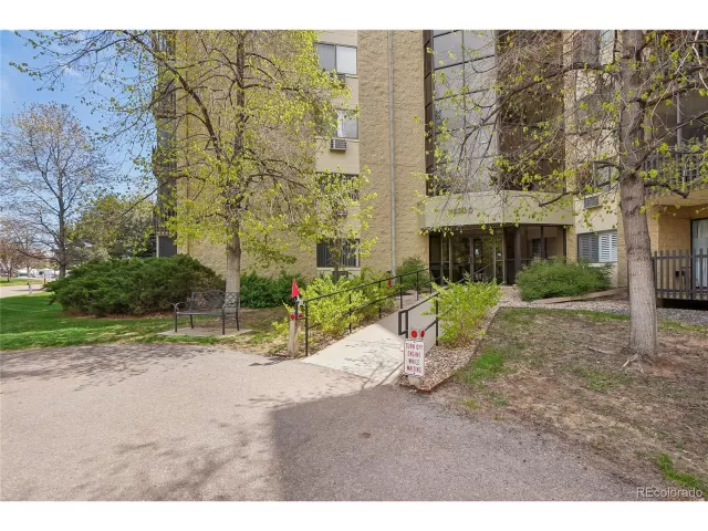 MLS: 7135222 Condo For Sale