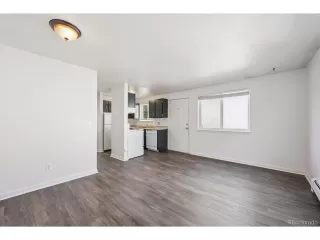 Photo #5: 7137594 Listing