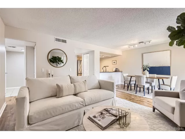 MLS: 7142703 Condo For Sale