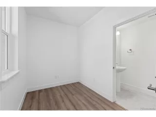 Photo #6: 7146200 Listing
