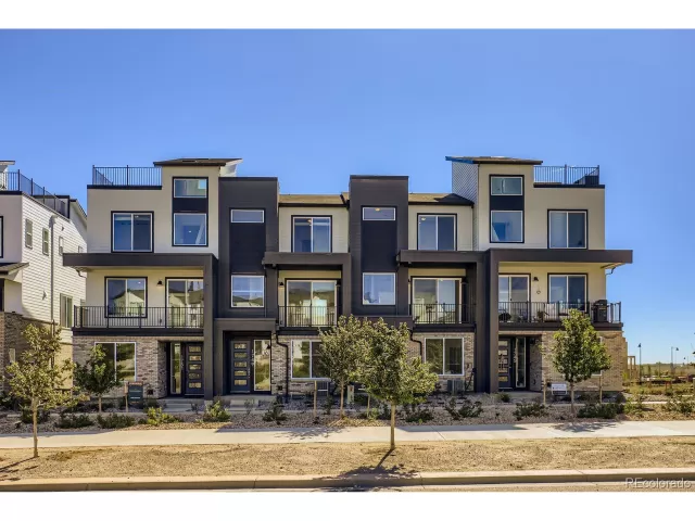 MLS: 7146768 Condo For Sale