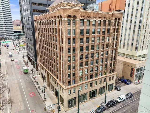 MLS: 7147467 Condo For Sale