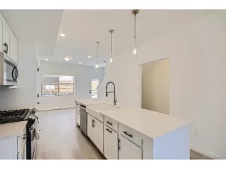 Photo #3: 7148932 Listing