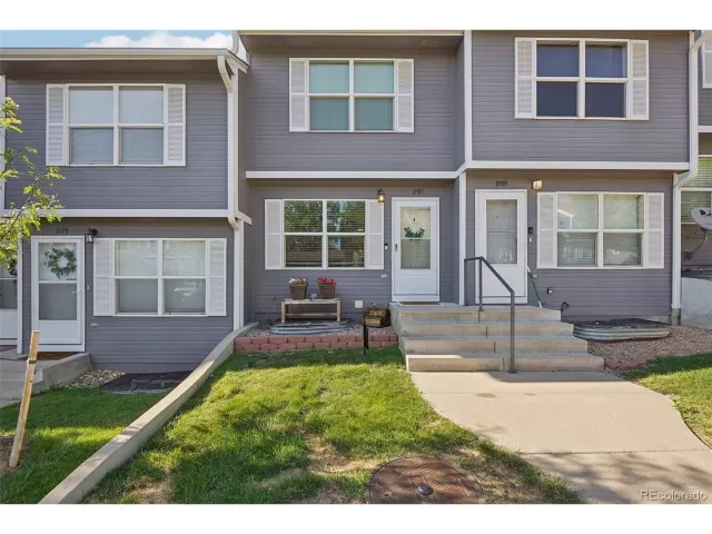 MLS: 7150547 Condo For Sale