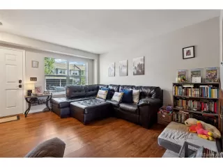 Photo #4: 7150547 Listing