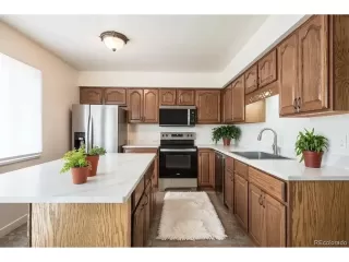 Photo #6: 7150807 Listing
