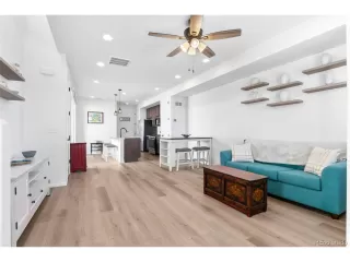 Photo #3: 7150950 Listing