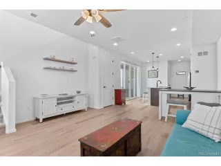 Photo #4: 7150950 Listing