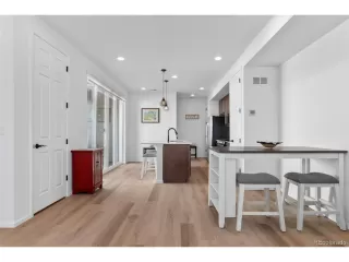 Photo #5: 7150950 Listing