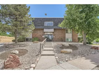 Photo #5: 7151207 Listing