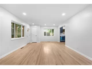 Photo #3: 7151330 Listing