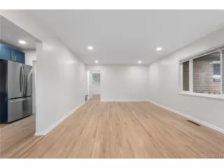 Photo #4: 7151330 Listing